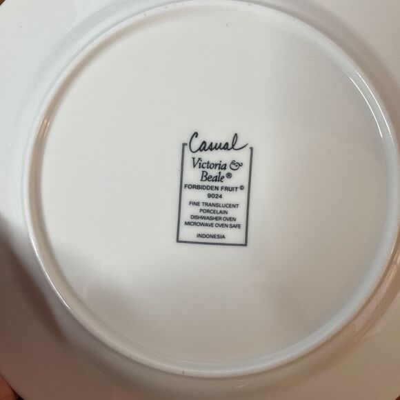 Victoria Beale FORBIDDEN FRUIT 9024 Salad Dessert 8 Plates Porcelain Set 7.5” - Picture 4 of 4